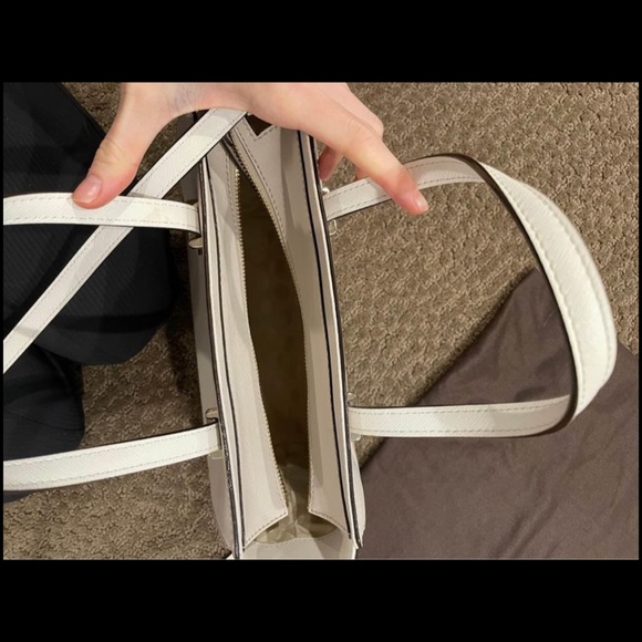 Genuine Kate spade crossbody or shoulder bag - cream/gold - Picture 4 of 4